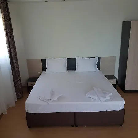 Sinemorets Cliffs Aparthotel 4*