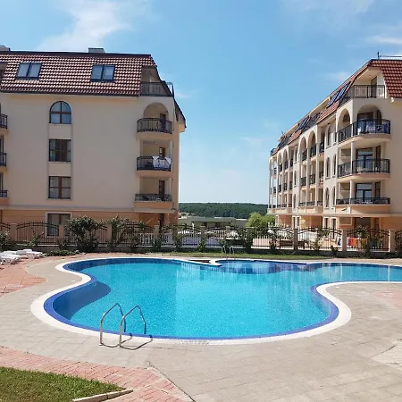 Sinemorets Cliffs Lägenhetshotell 4*